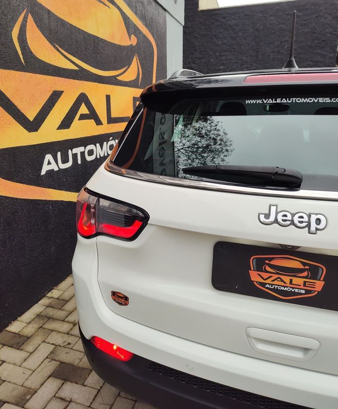 Jeep COMPASS LIMITED 2.0 4×2 16V 2017/2018 VALE AUTOMÓVEIS LAJEADO / Carros no Vale