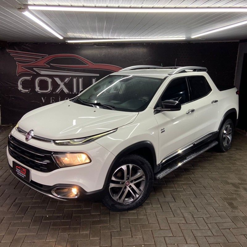 Fiat TORO VOLCANO 2.4 AT9 2017/2017 SÉRGIO VEÍCULOS TEUTÔNIA / Carros no Vale