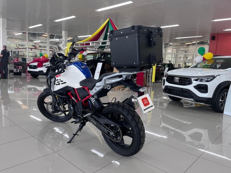 BMW G 310 GS 2023 2023/2023 BETIOLO NOVOS E SEMINOVOS LAJEADO / Carros no Vale