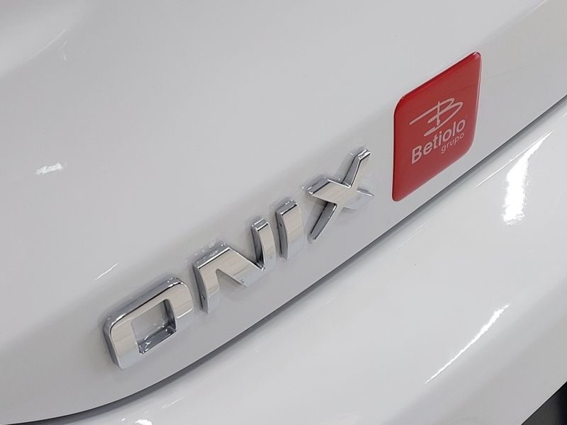 Chevrolet ONIX 1.0 TURBO FLEX LT AUTOMÁTICO 2022/2023 BETIOLO NOVOS E SEMINOVOS LAJEADO / Carros no Vale