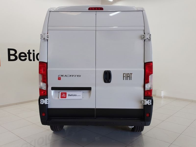 Fiat DUCATO 2.2 BLUEHDI DIESEL CARGO MANUAL 2024/2025 BETIOLO NOVOS E SEMINOVOS LAJEADO / Carros no Vale