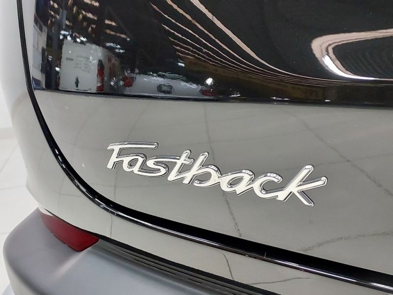 Fiat FASTBACK 1.0 TURBO 200 FLEX AUDACE CVT 2024/2025 BETIOLO NOVOS E SEMINOVOS LAJEADO / Carros no Vale