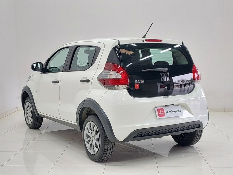 Fiat MOBI 1.0 EVO FLEX LIKE MANUAL 2022/2023 BETIOLO NOVOS E SEMINOVOS LAJEADO / Carros no Vale