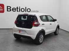 Fiat MOBI 1.0 EVO FLEX LIKE MANUAL 2022/2023 BETIOLO NOVOS E SEMINOVOS LAJEADO / Carros no Vale