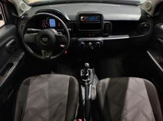 Fiat MOBI 1.0 EVO FLEX LIKE MANUAL 2021/2022 BETIOLO NOVOS E SEMINOVOS LAJEADO / Carros no Vale