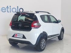 Fiat MOBI 1.0 EVO FLEX TREKKING MANUAL 2021/2021 BETIOLO NOVOS E SEMINOVOS LAJEADO / Carros no Vale