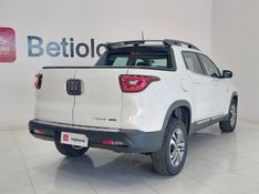 Fiat TORO 2.0 16V TURBO DIESEL FREEDOM 4WD AT9 2018/2019 BETIOLO NOVOS E SEMINOVOS LAJEADO / Carros no Vale