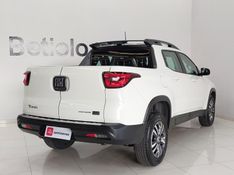 Fiat TORO 2.0 16V TURBO DIESEL FREEDOM 4WD AT9 2022/2022 BETIOLO NOVOS E SEMINOVOS LAJEADO / Carros no Vale