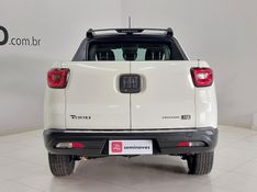 Fiat TORO 2.0 16V TURBO DIESEL FREEDOM 4WD AT9 2022/2022 BETIOLO NOVOS E SEMINOVOS LAJEADO / Carros no Vale