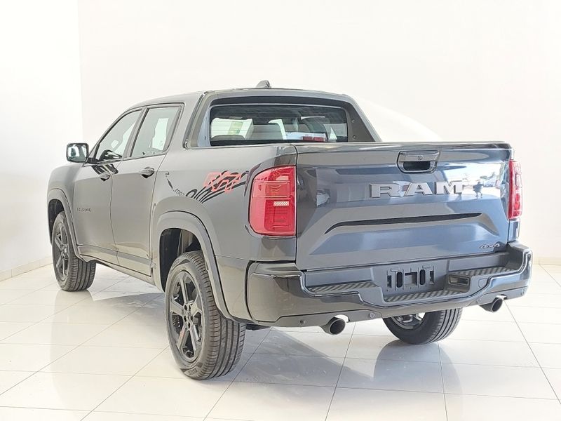 Ram RAMPAGE 2.0 HURRICANE 4 TURBO GASOLINA R/T 4X4 AUTOMÁTICO 2024/2024 BETIOLO NOVOS E SEMINOVOS LAJEADO / Carros no Vale