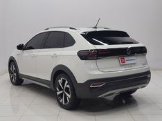 Volkswagen NIVUS 1.0 200 TSI TOTAL FLEX HIGHLINE AUTOMÁTICO 2022/2023 BETIOLO NOVOS E SEMINOVOS LAJEADO / Carros no Vale