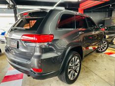 JEEP GRAND CHEROKEE 3.0 LIMITED 4X4 V6 24V TURBO DIESEL 4P AUTOMÁTICO 2018/2018 CASTELLAN E TOMAZONI MOTORS CAXIAS DO SUL / Carros no Vale