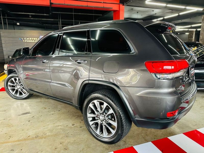 JEEP GRAND CHEROKEE 3.0 LIMITED 4X4 V6 24V TURBO DIESEL 4P AUTOMÁTICO 2018/2018 CASTELLAN E TOMAZONI MOTORS CAXIAS DO SUL / Carros no Vale