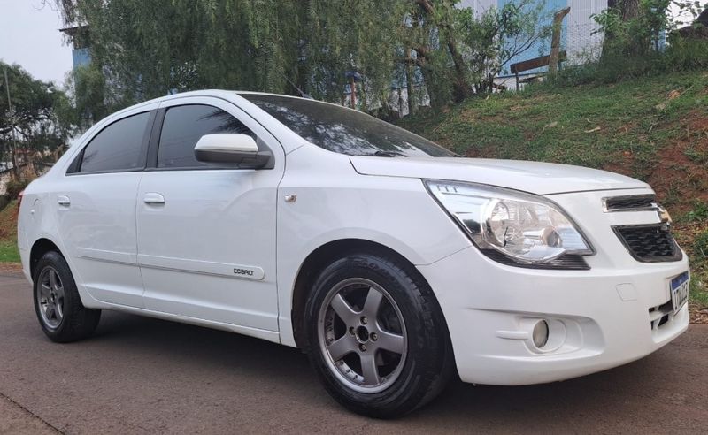 Chevrolet COBALT 1.4 SFI LTZ 8V FLEX 4P MANUAL 2012/2013 CAMINHÕES & CAMIONETAS PASSO FUNDO / Carros no Vale