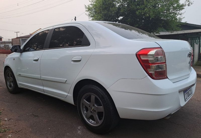 Chevrolet COBALT 1.4 SFI LTZ 8V FLEX 4P MANUAL 2012/2013 CAMINHÕES & CAMIONETAS PASSO FUNDO / Carros no Vale