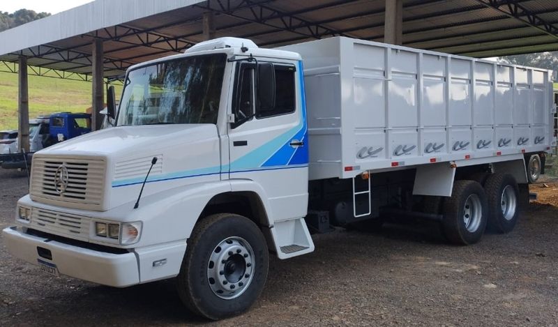 Mercedes-Benz 1618 L-1618 3-Eixos Caçamba 1991/1991 CAMINHÕES & CAMIONETAS PASSO FUNDO / Carros no Vale