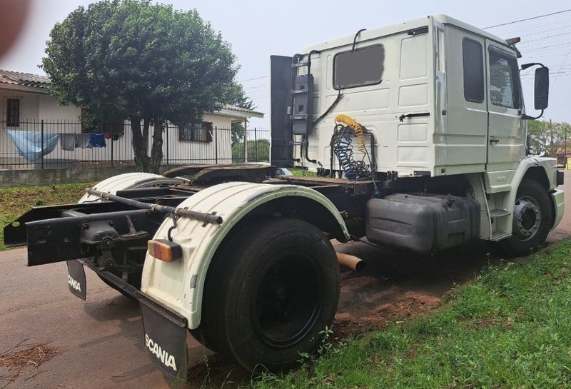 Scania 112 T-112 H 320 4×2 2p 1986/1986 CAMINHÕES & CAMIONETAS PASSO FUNDO / Carros no Vale