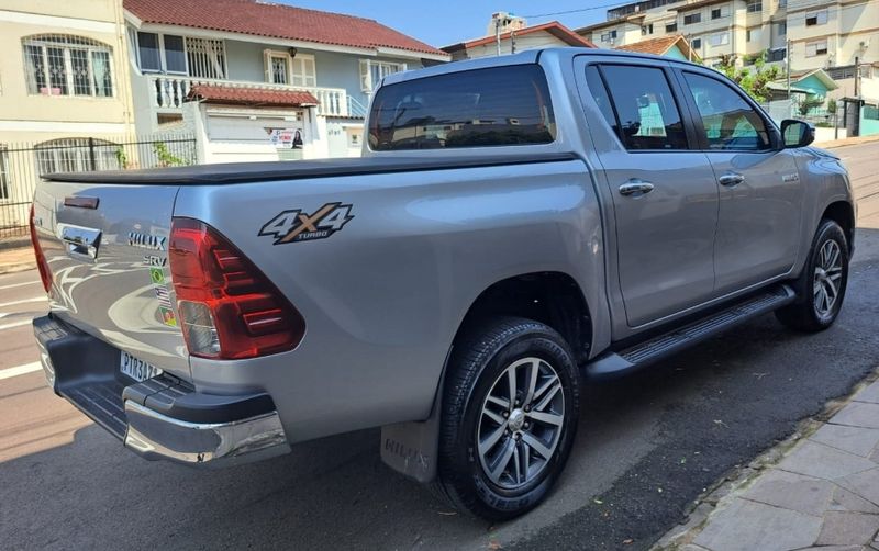 Toyota HILUX 2.8 SRV 4X4 CD 16V DIESEL 4P AUTOMÁTICO 2019/2020 CAMINHÕES & CAMIONETAS PASSO FUNDO / Carros no Vale