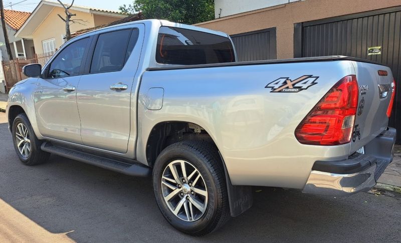 Toyota HILUX 2.8 SRV 4X4 CD 16V DIESEL 4P AUTOMÁTICO 2019/2020 CAMINHÕES & CAMIONETAS PASSO FUNDO / Carros no Vale