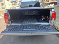 Toyota HILUX 2.8 SRV 4X4 CD 16V DIESEL 4P AUTOMÁTICO 2019/2020 CAMINHÕES & CAMIONETAS PASSO FUNDO / Carros no Vale