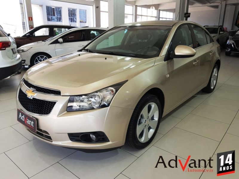 Chevrolet CRUZE 1.8 LT 16V FLEX 4P AUTOMÁTICO 2013/2014 ADVANT AUTOMÓVEIS CAXIAS DO SUL / Carros no Vale