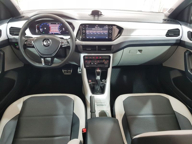 Volkswagen T-CROSS 1.4 250 TSI TOTAL FLEX HIGHLINE AUTOMÁTICO 2019/2020 ADVANT AUTOMÓVEIS CAXIAS DO SUL / Carros no Vale