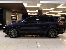 Porsche CAYENNE 3.0 S PLATINUM EDITION V6 HÍBRIDO 4P TIPTRONIC 2017/2018 VIA BELLA VEÍCULOS ESPECIAIS CAXIAS DO SUL / Carros no Vale