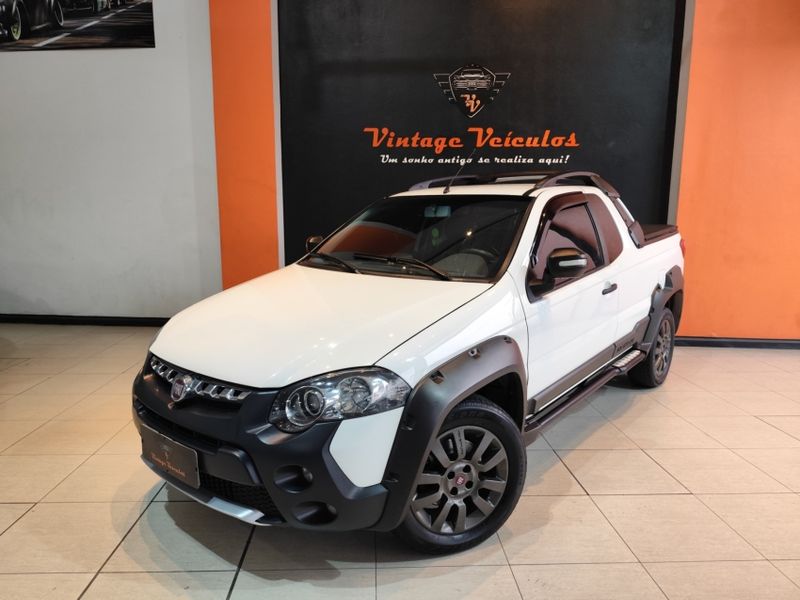 Fiat STRADA 1.8 MPI ADVENTURE CE 16V FLEX 2P MANUAL 2015/2016 VINTAGE VEÍCULOS CAXIAS DO SUL / Carros no Vale