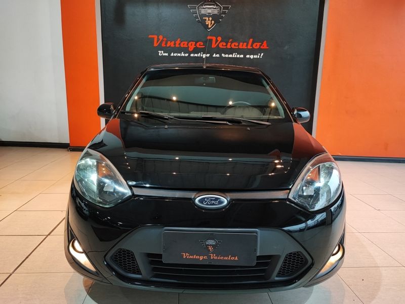 Ford FIESTA 1.6 MPI CLASS HATCH 8V FLEX 4P MANUAL 2012/2013 VINTAGE VEÍCULOS CAXIAS DO SUL / Carros no Vale