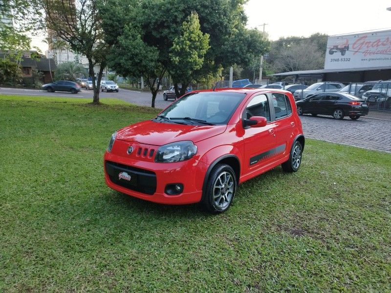 Fiat UNO SPORTING 1.4 EVO 2013 GRASSI VEÍCULOS LAJEADO / Carros no Vale