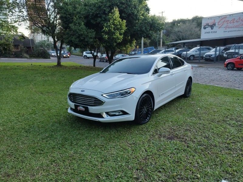 Ford FUSION TITANIUM 2.0 ECOBOOST 2017 GRASSI VEÍCULOS LAJEADO / Carros no Vale