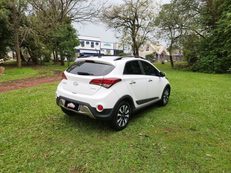 Hyundai HB20X PREMIUM 1.6 2019 GRASSI VEÍCULOS LAJEADO / Carros no Vale