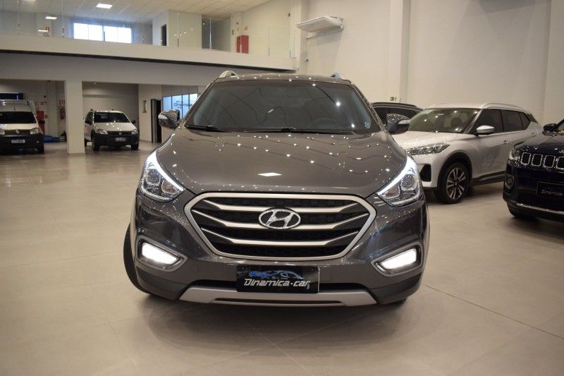 Hyundai IX35 GL 2.0 2021 DINAMICA-CAR VENÂNCIO AIRES / Carros no Vale