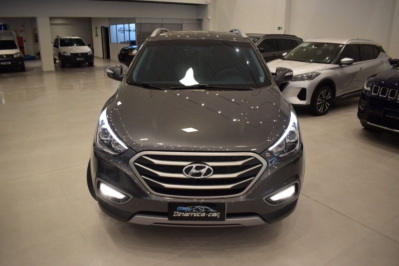 Hyundai IX35 GL 2.0 2021 DINAMICA-CAR VENÂNCIO AIRES / Carros no Vale