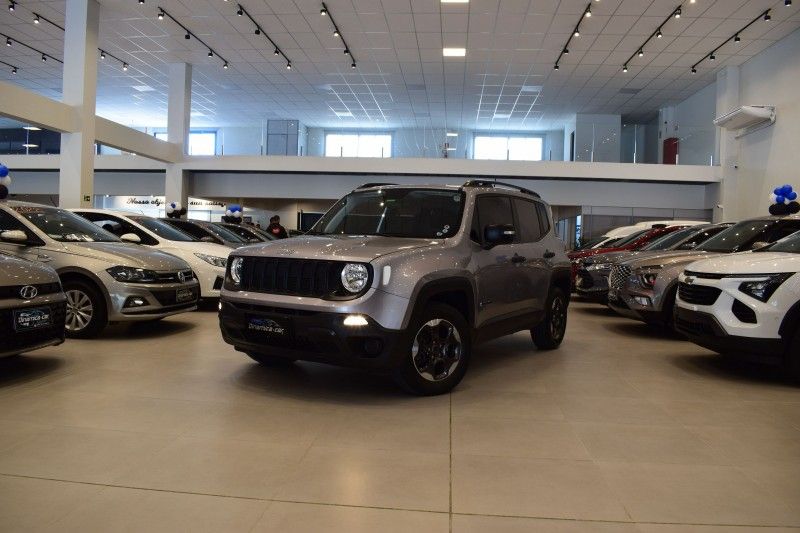 Jeep RENEGADE 1.8 2020 DINAMICA-CAR VENÂNCIO AIRES / Carros no Vale