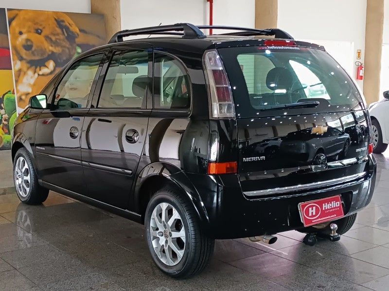 Chevrolet MERIVA PREMIUM 1.8 2011 HÉLIO AUTOMÓVEIS LAJEADO / Carros no Vale