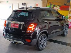 Chevrolet TRACKER PREMIER 1.0 TURBO 2018 HÉLIO AUTOMÓVEIS LAJEADO / Carros no Vale