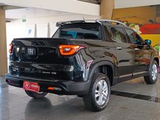 Fiat TORO VOLCANO 2.0 2017 HÉLIO AUTOMÓVEIS LAJEADO / Carros no Vale