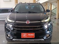 Fiat TORO VOLCANO 2.0 2017 HÉLIO AUTOMÓVEIS LAJEADO / Carros no Vale