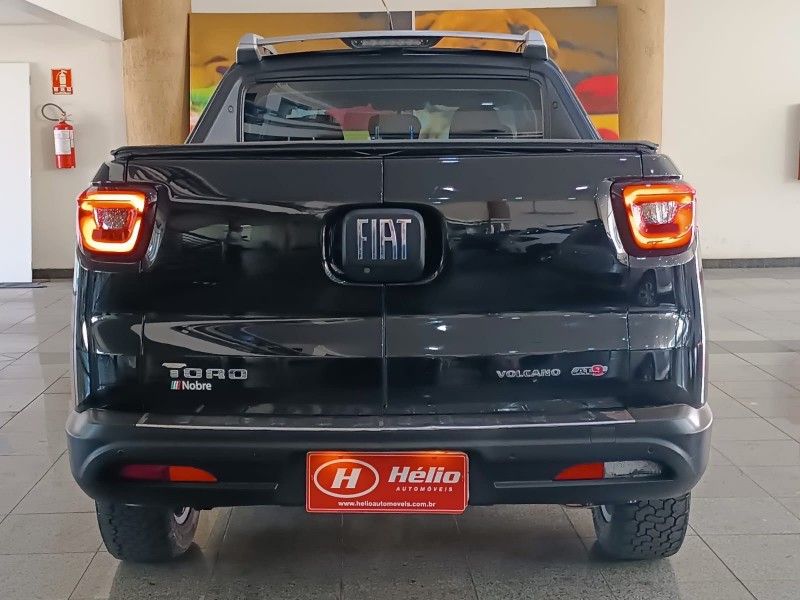 Fiat TORO VOLCANO 2.0 2017 HÉLIO AUTOMÓVEIS LAJEADO / Carros no Vale