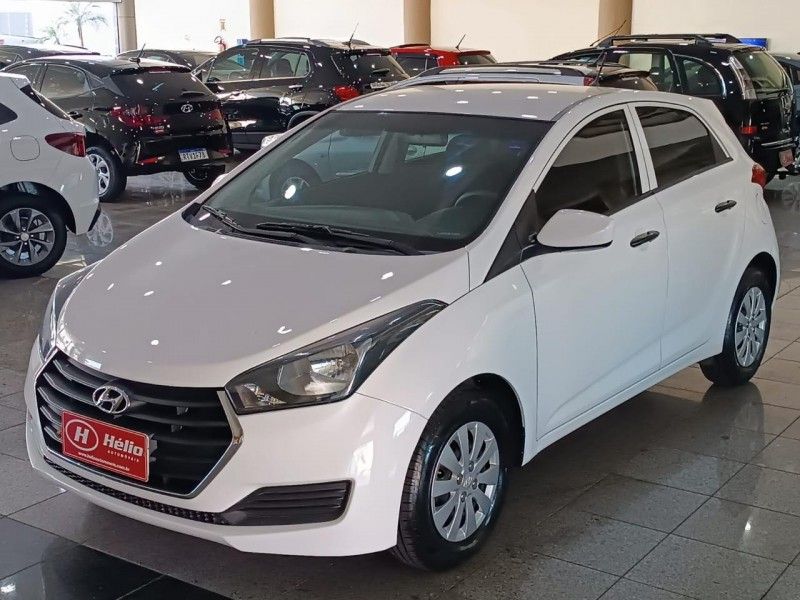 Hyundai HB20 COMFORT PLUS 1.0 2018 HÉLIO AUTOMÓVEIS LAJEADO / Carros no Vale