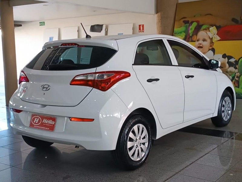 Hyundai HB20 COMFORT PLUS 1.0 2018 HÉLIO AUTOMÓVEIS LAJEADO / Carros no Vale