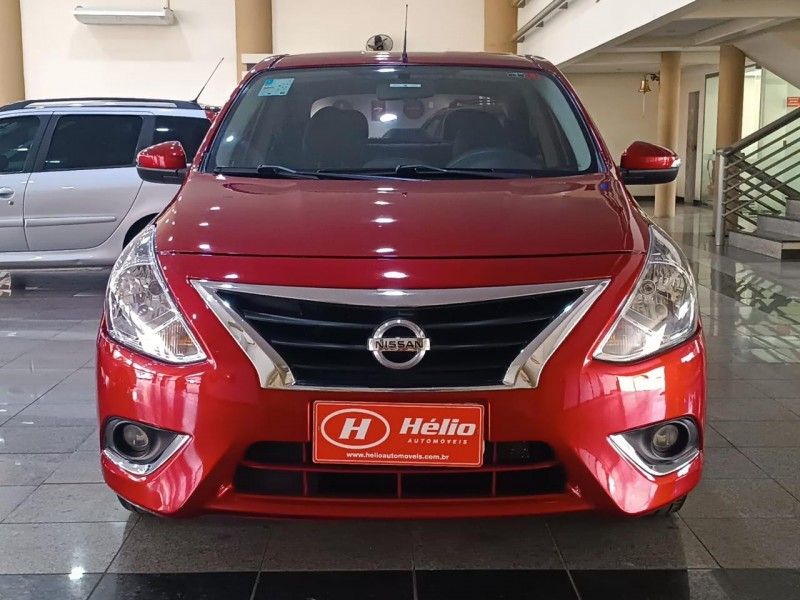 Nissan VERSA SL 1.6 2019 HÉLIO AUTOMÓVEIS LAJEADO / Carros no Vale