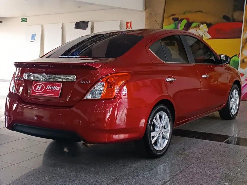 Nissan VERSA SL 1.6 2019 HÉLIO AUTOMÓVEIS LAJEADO / Carros no Vale