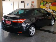 Toyota COROLLA GLi 1.8 2015 HÉLIO AUTOMÓVEIS LAJEADO / Carros no Vale