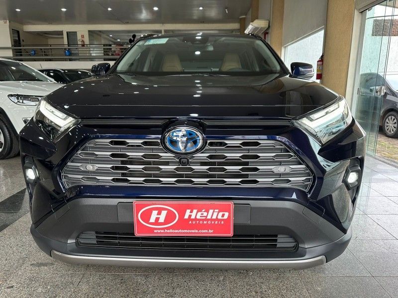 Toyota RAV4 H SXAWD 2024 HÉLIO AUTOMÓVEIS LAJEADO / Carros no Vale