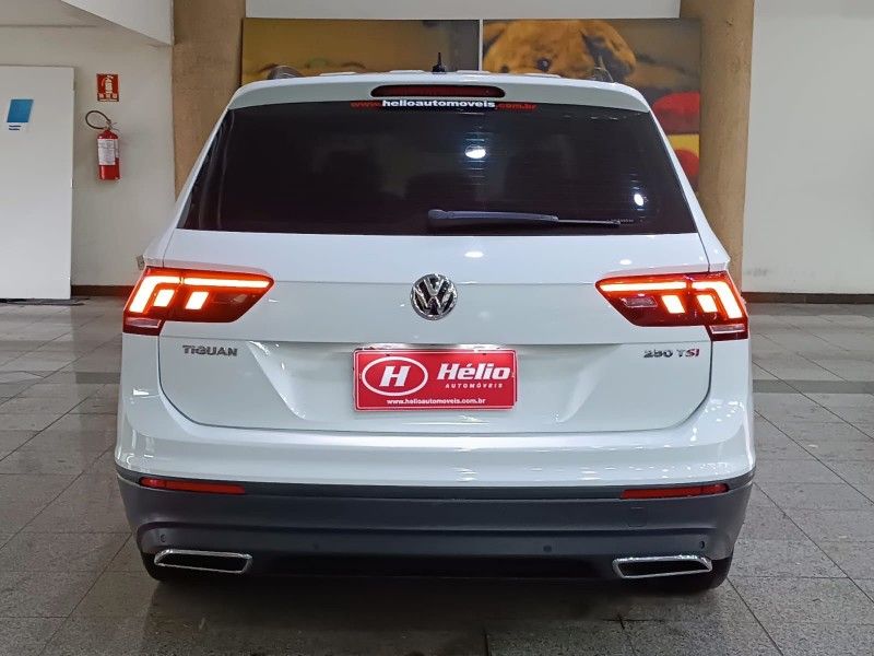 Volkswagen TIGUAN ALLSPACE 250 1.4 TSI 2018 HÉLIO AUTOMÓVEIS LAJEADO / Carros no Vale