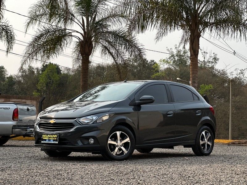 Chevrolet ONIX LTZ 1.4 8V 2017 NEUMANN VEÍCULOS ARROIO DO MEIO / Carros no Vale