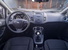 Ford FIESTA 1.5 2015 FERREIRA VEÍCULOS VENÂNCIO AIRES / Carros no Vale