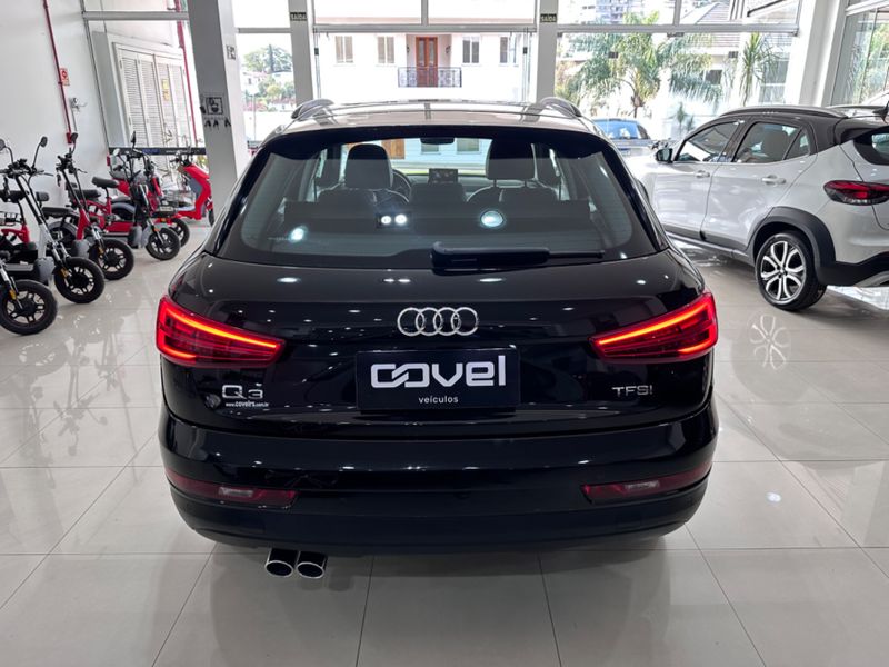 Audi Q3 1.4 Tfsi Ambiente S Tronic 2016/2017 COVEL VEICULOS ENCANTADO / Carros no Vale